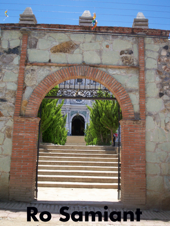 entrada iglesia